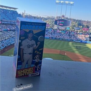 Los Angeles Dodgers Shohei Ohtani decoy Bobblehead